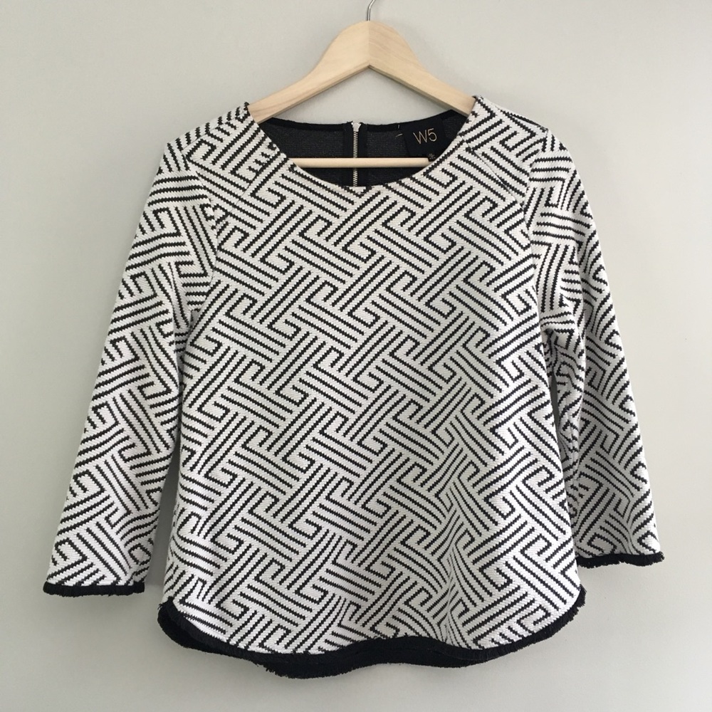 W5 Textile Heavyweight Fringe Geo Top with Fringe